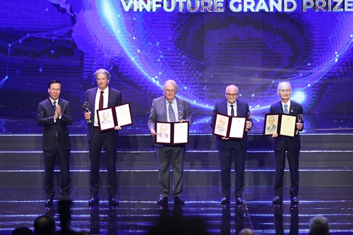 Chân dung 4 nhà khoa học đoạt Giải thưởng chính VinFuture 2023